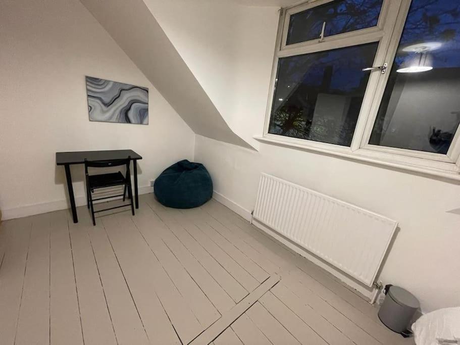 Comfy 2 Bedroom On Tower Bridge London Ngoại thất bức ảnh