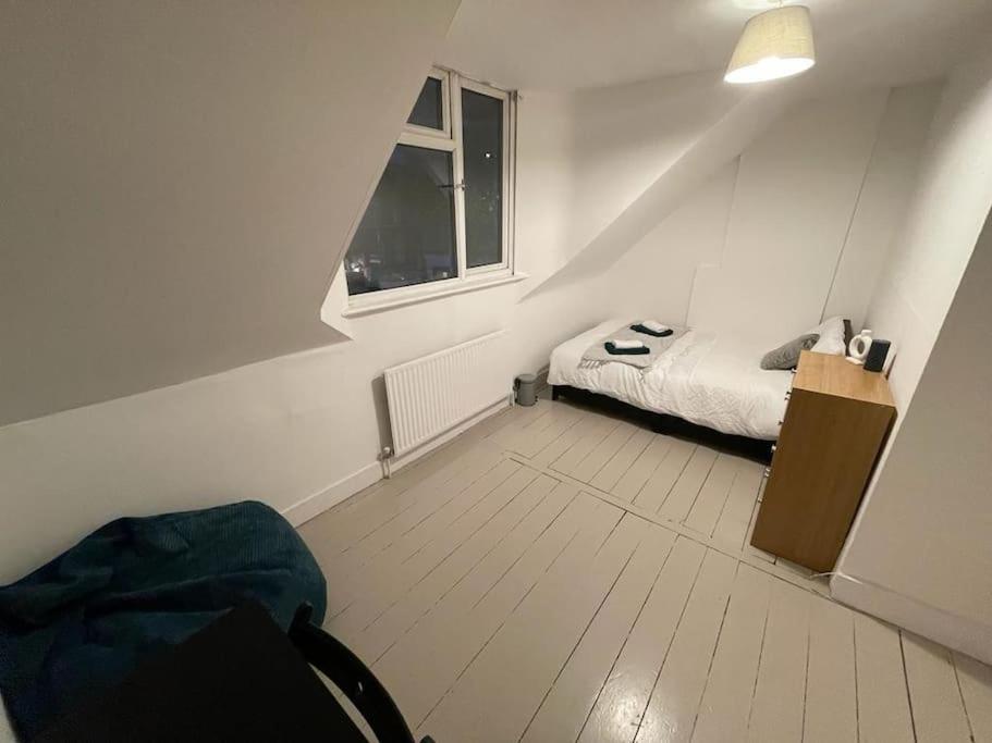 Comfy 2 Bedroom On Tower Bridge London Ngoại thất bức ảnh